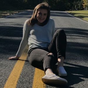 Meet your Posher, Anna claire